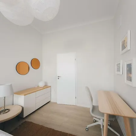 Shortstaypoland Swietokrzyska * Varşova